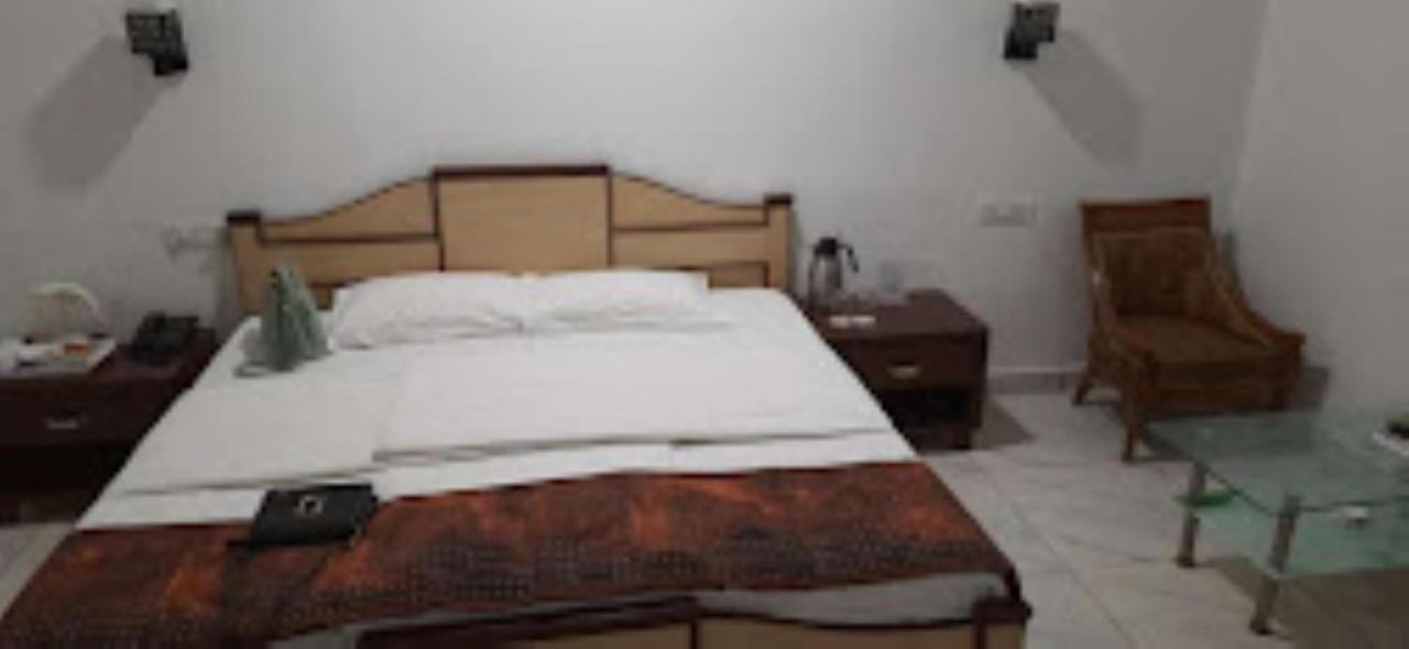 Mp Tourist Bunglow , Chitrakoot Hotel Sitapur Muafi Exterior photo